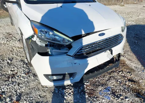 2016 Ford Focus Titanium из США, поврежденный, VIN 1FADP3N22GL344405